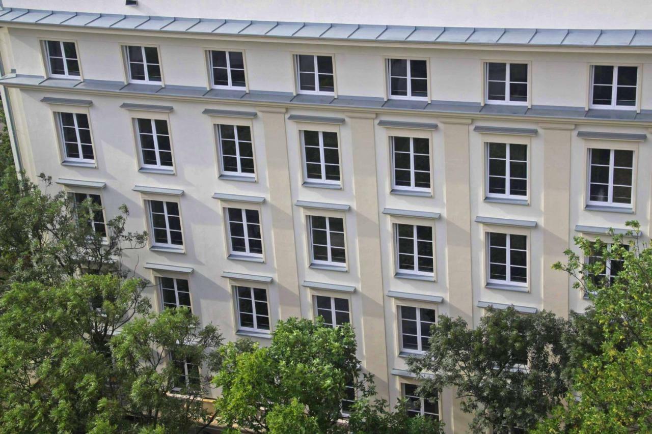 Albergue Dom Pomocy Studentom Varsovia Exterior foto